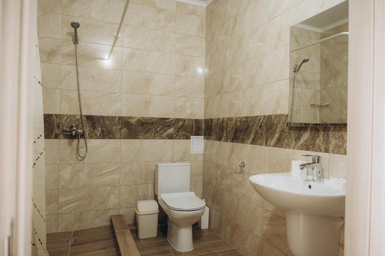 Три Слона Hotel Zatoka Bagian luar foto
