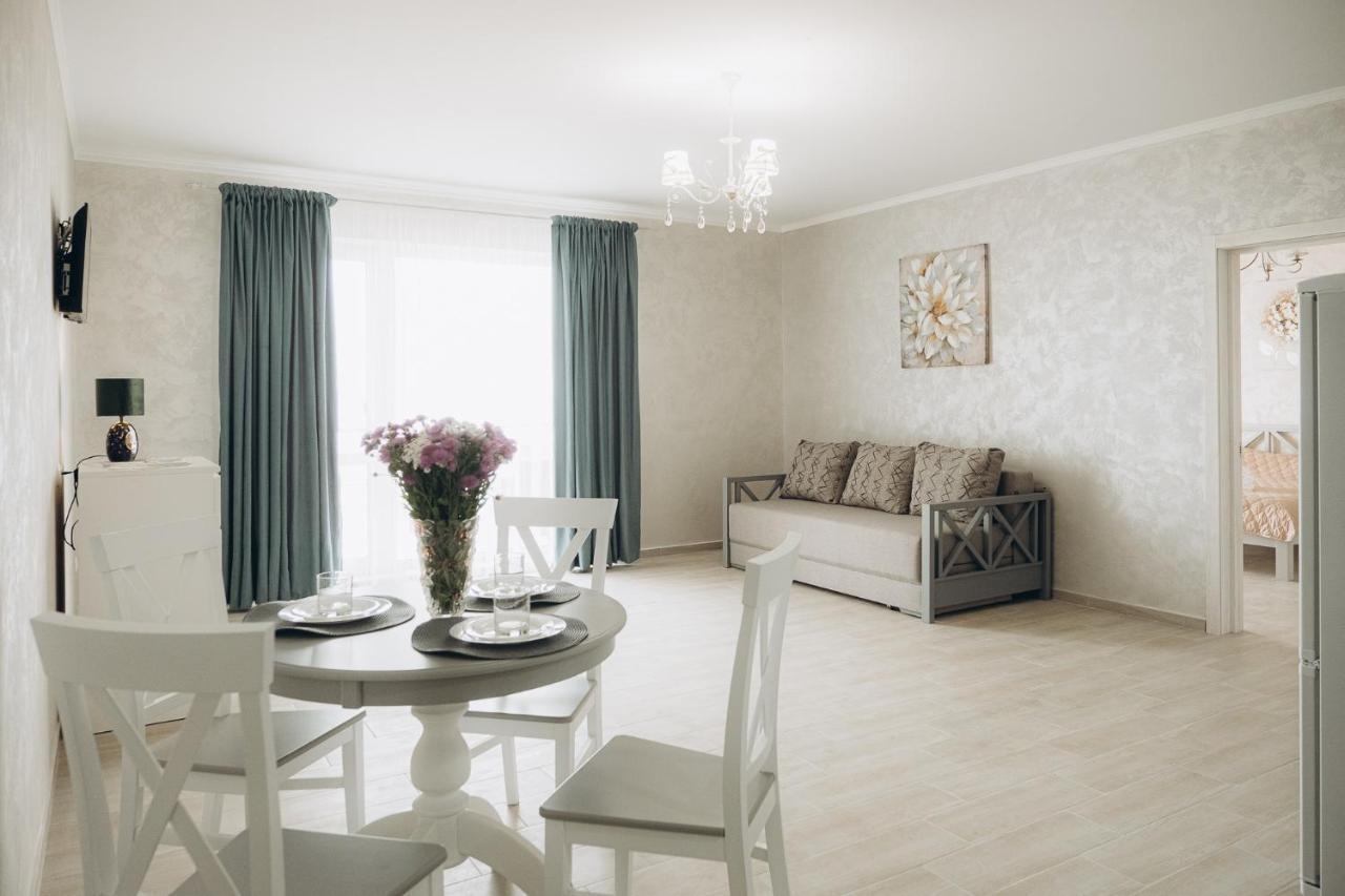 Три Слона Hotel Zatoka Bagian luar foto