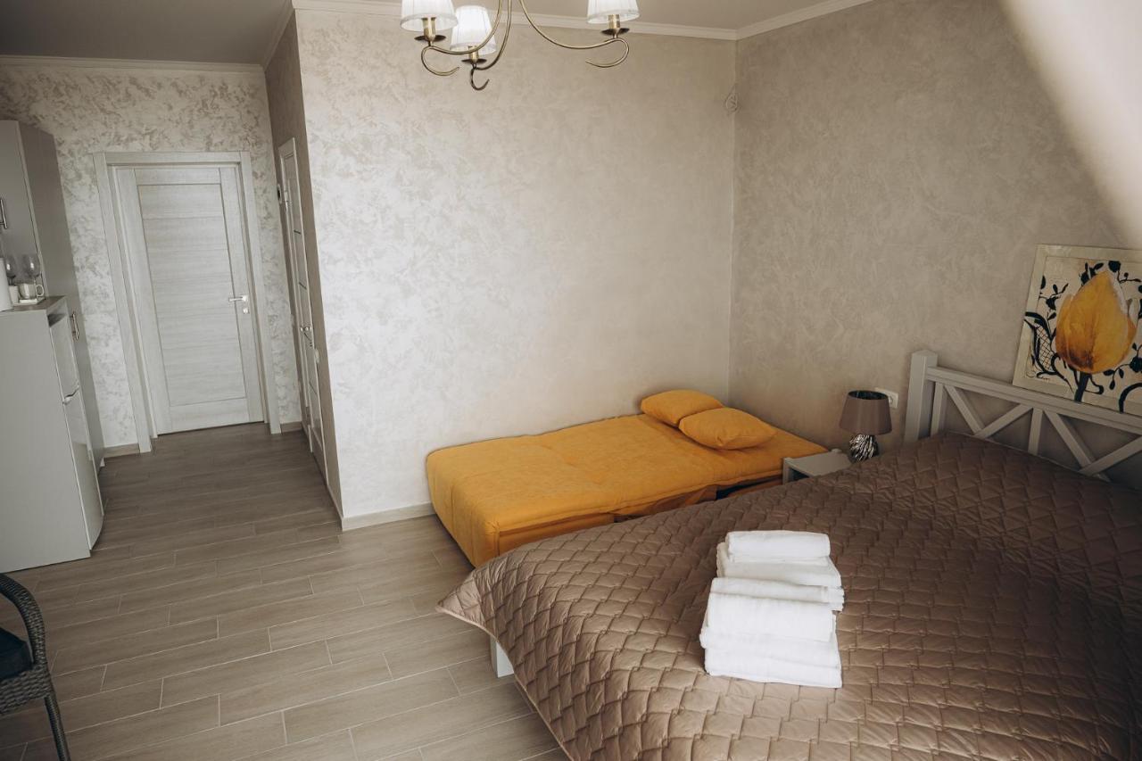 Три Слона Hotel Zatoka Bagian luar foto