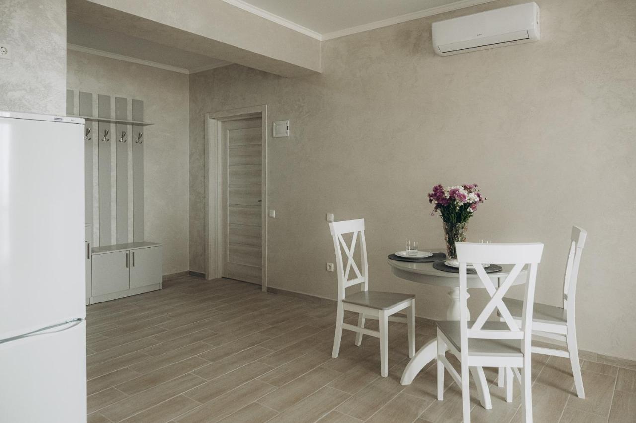 Три Слона Hotel Zatoka Bagian luar foto
