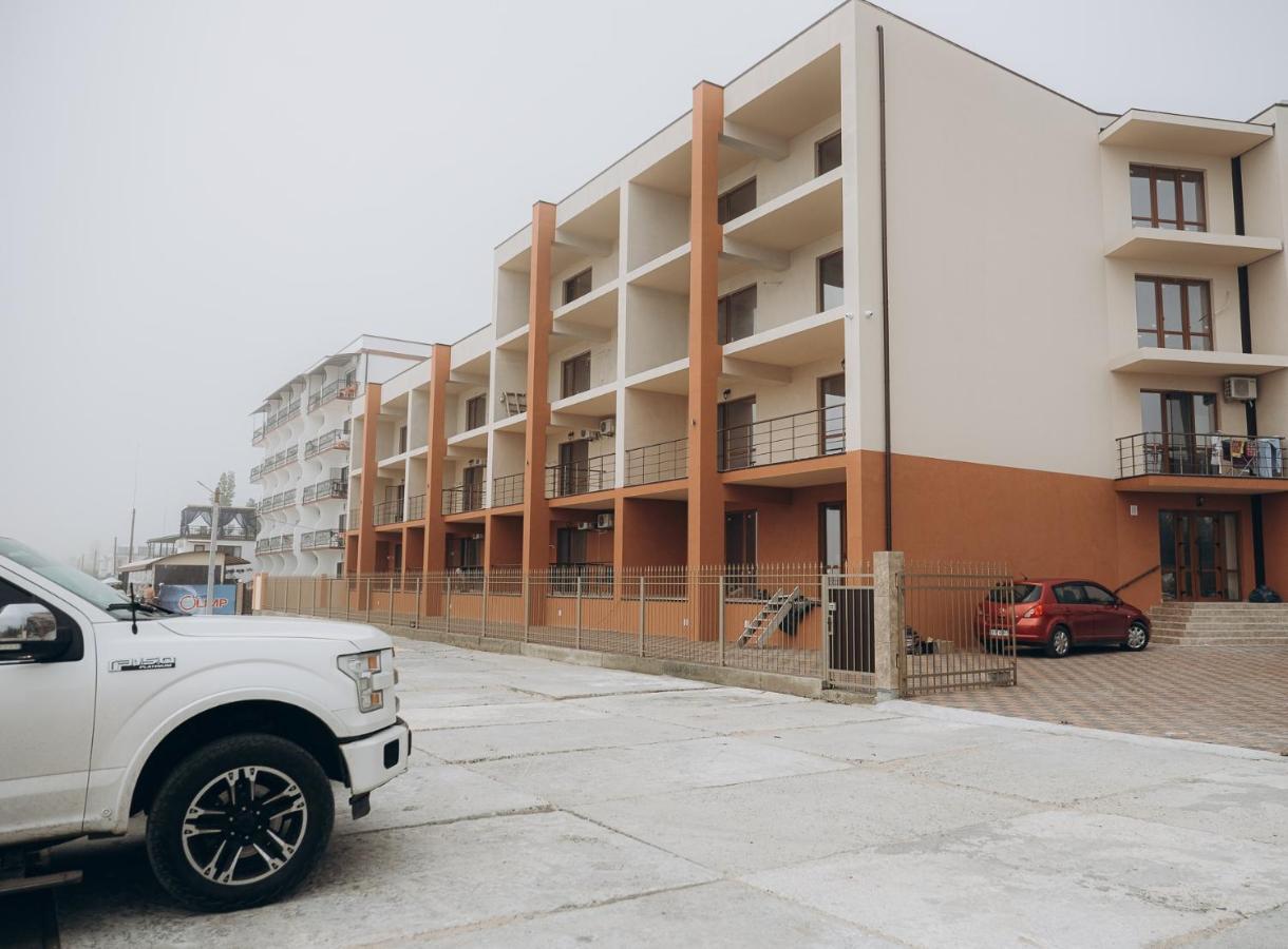Три Слона Hotel Zatoka Bagian luar foto