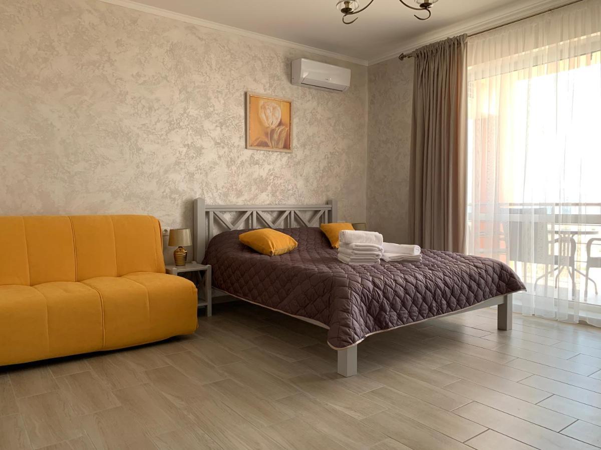 Три Слона Hotel Zatoka Bagian luar foto