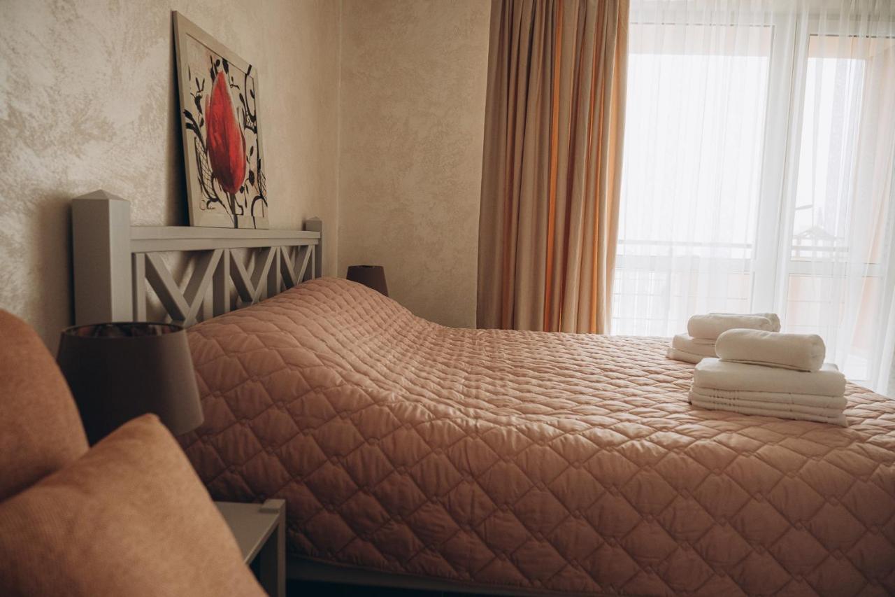 Три Слона Hotel Zatoka Bagian luar foto