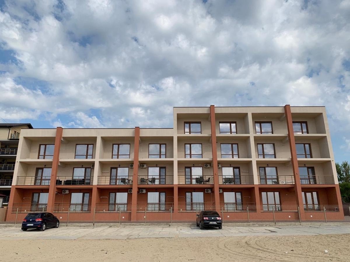Три Слона Hotel Zatoka Bagian luar foto